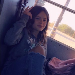 Meet your Posher, Alexis